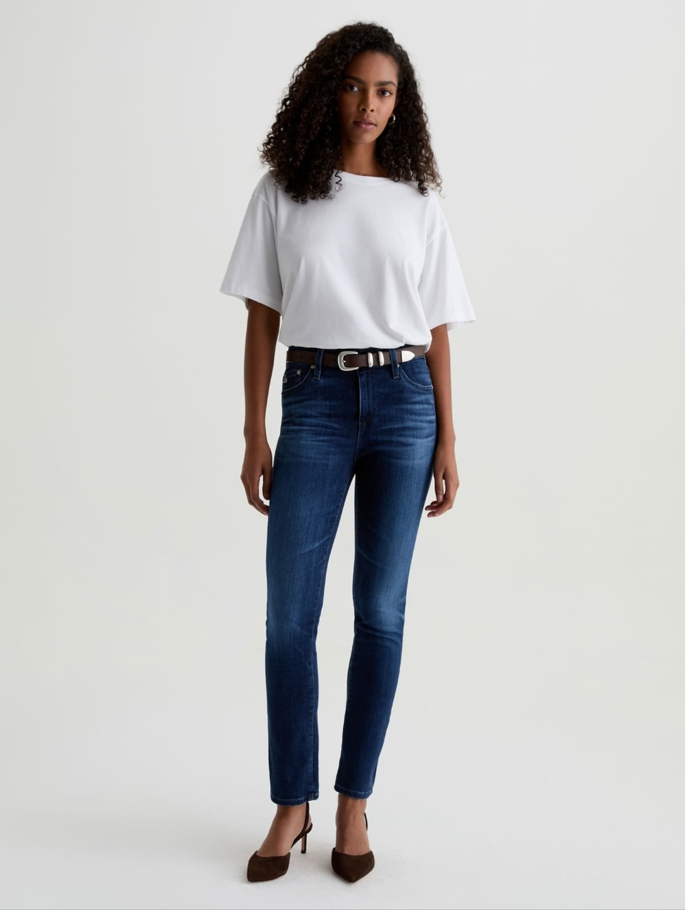 AG Mari Jean Mid-Rise Slim Straight In 5 Years Blue Essence 26
